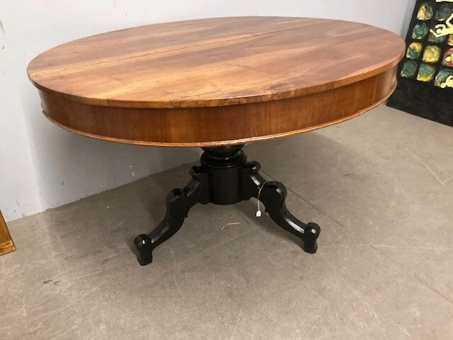Antico tavolo rotondo Lucchese epoca Luigi Filippo 1840 allungabile. Diametro cm