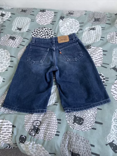 LEVIS SHORTS Waist 24 UNISEX