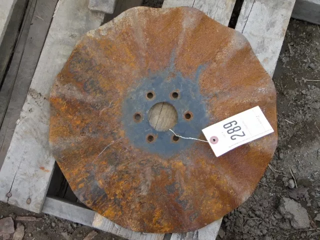 15 1/2" Tractor Disc Wavy Coulter Blade,15 1/2" x 2" 6 Hole Mount, Tag #289