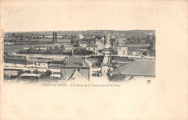 CERCY-La-TOUR - L' Avenue de la gare prise de la tour