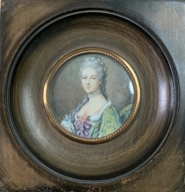 Superbe portrait miniature médaillon peinture signée du XIXè Marquise de Seray