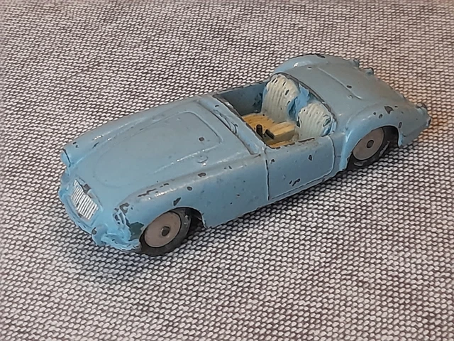 RENAULT R8 MAJOR 1/43 eme NOREV boite vitrine EUR 12,50 - FR RENAULT R8 MAJOR 1/43 eme NOREV boite vitrine EUR 12,50 - FR