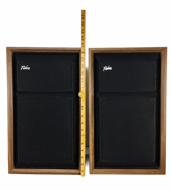 Vintage Fisher 8 OHMS Pair Of Wood Home Audio Speakers NL 8139-124