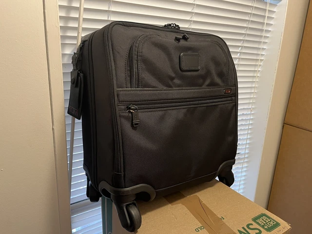 🌸TUMI  TCarry-On Compact 4 Wheeled Brief Black