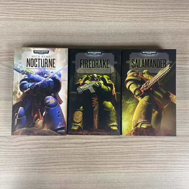 Die Zauberbuch Von Feuer Trilogie Novel Set Warhammer 40,000 Raum Marine