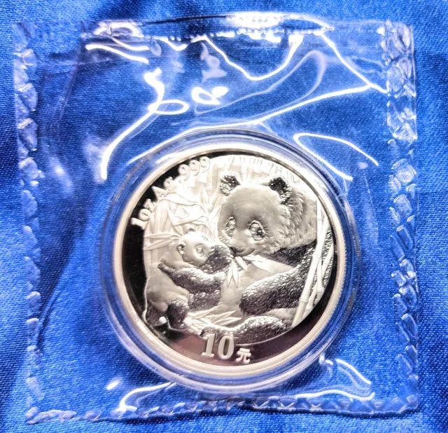 Panda 10 Yuan 2005  China 1 Unze Silber in Originalverpackung (Rückgabe akz.)