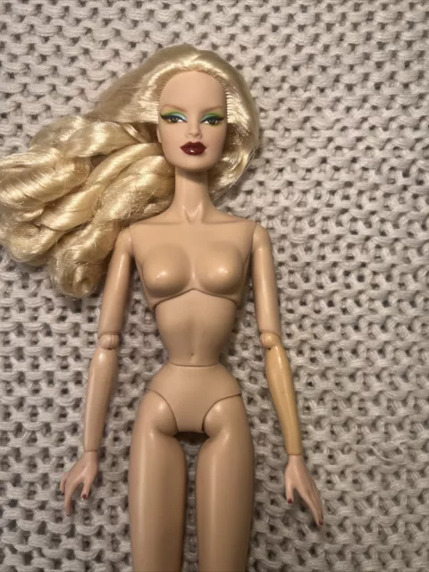 Integrity Toys Fashion Royalty Shine Veronique Perrin