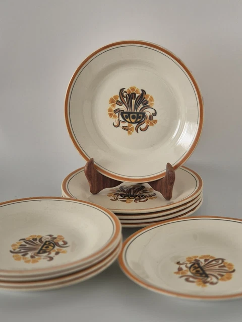 4 assiettes creuses en terre de fer « Colbert » Creil et Montereau