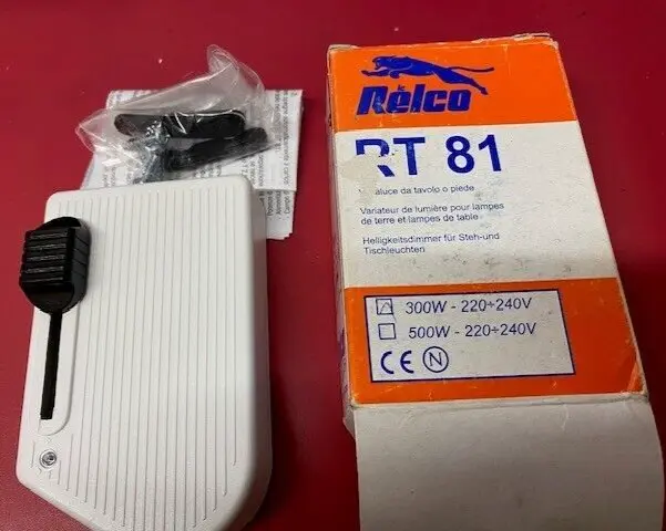 Relco RT81 LED Schnur-Fußdimmer 40 - 250W oder LED 4 