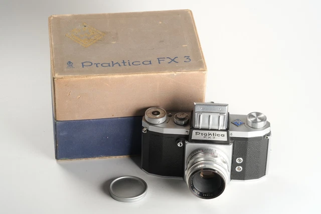 Praktica F.X 3 Nr. 338141 mit Ernst Abbe Jena T 2,8/50 Nr. 3805189, OVP