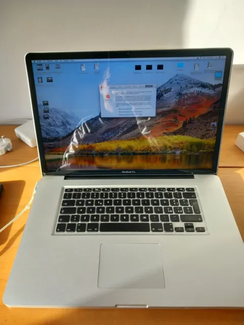 Apple MacBook Pro 17" A1297 (Metà 2010) - Cpu i5 2,53 Ghz - Ram 8GB - SSD 1 TB 