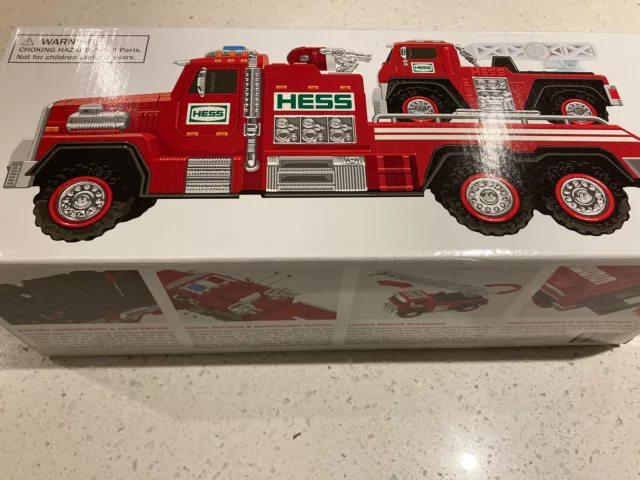 Hess - 2015 Fire Truck And Ladder Rescue - New In Box