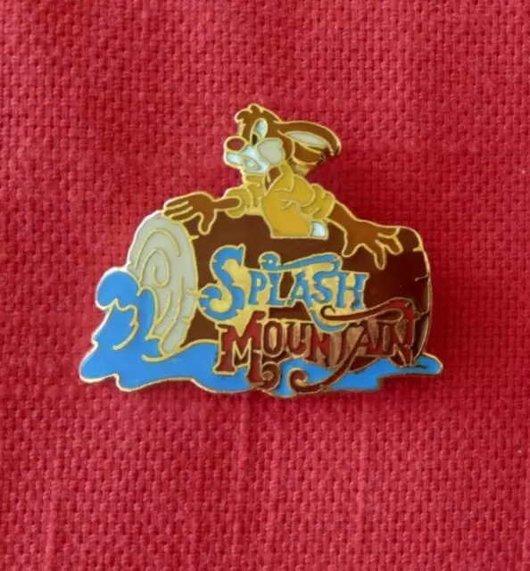 vintage Disneyland SPLASH MOUNTAIN Brer Rabbit pin 1990s (excellent condition)