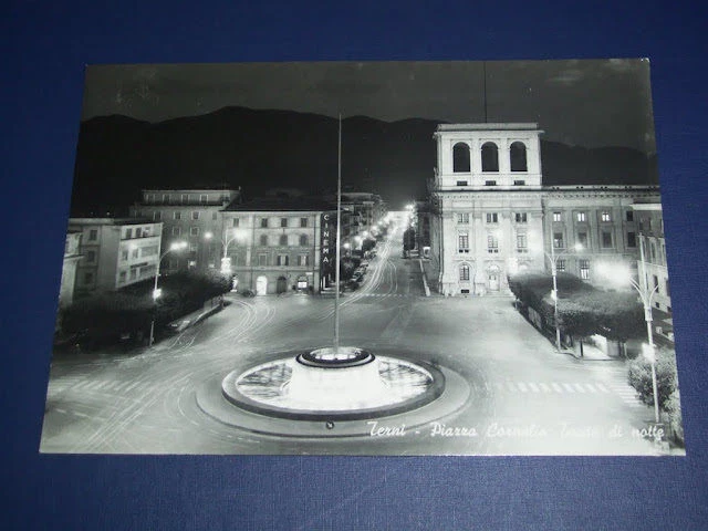 Cartolina Terni - Piazza Cornelio Tacito di notte 1966.