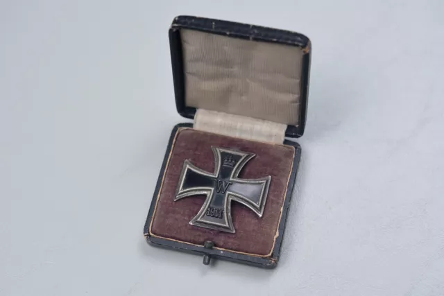 WWI GERMAN 1914 IRON CROSS 1st CLASS - CASED