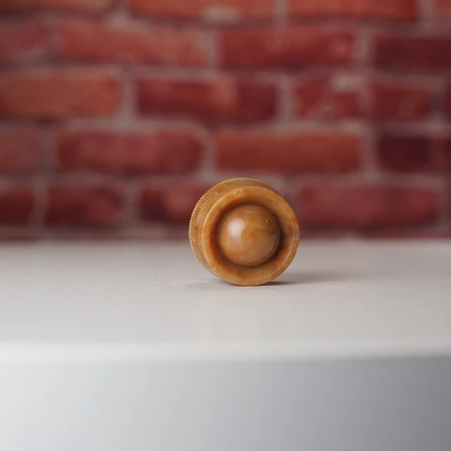 Vintage BENDIX Radio Knob 1940s-50s 1 Knob Plastic Swirled D Shaft Y1232 Vintage BENDIX Radio Knob 1940s-50s 1 Knob Plastic Swirled D Shaft Y1232