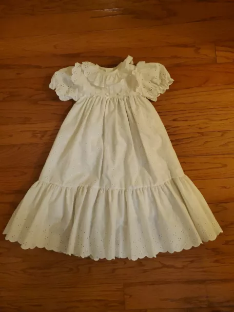 Vintage Baby girl white Eyelet Baptism Christening Gown Full Slip 9 Months USA