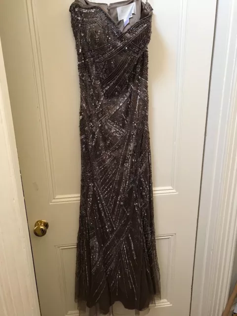 Designer  Sequin/Beaded Ladies Formal/Evening Gown Size 10/12