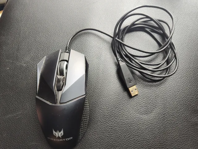 Mouse para juegos Acer Predator CESTUS 300 con cable - negro