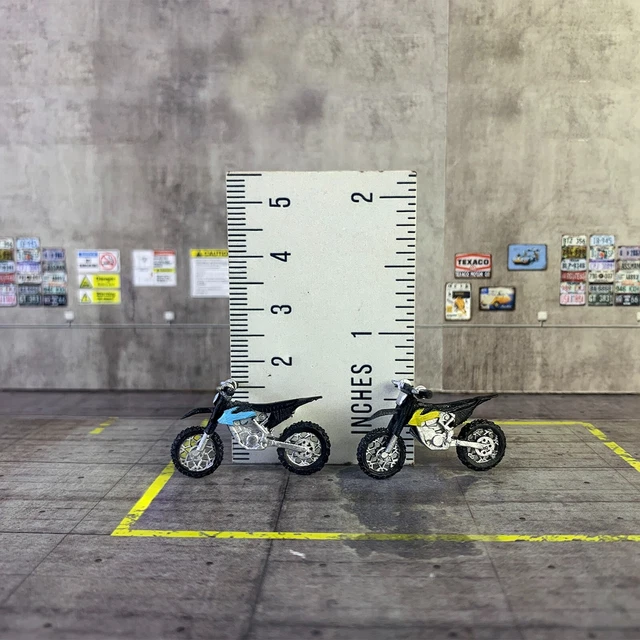 Un Ensemble Diorama Et Accessoires Pour Voitures Miniatures