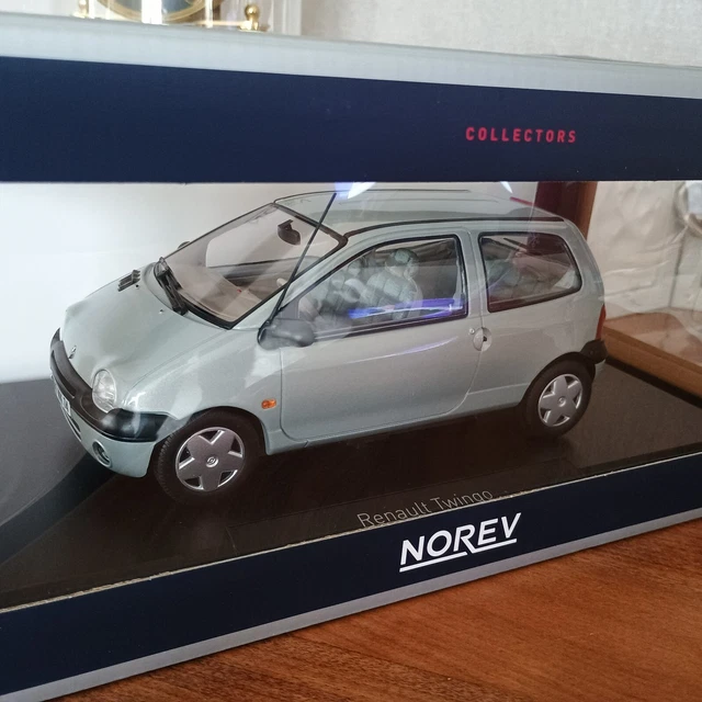 Renault safrane ❤️❤️❤️ Échelle 1/18 by otto Dispo 25000da Livraison 📦 disponible