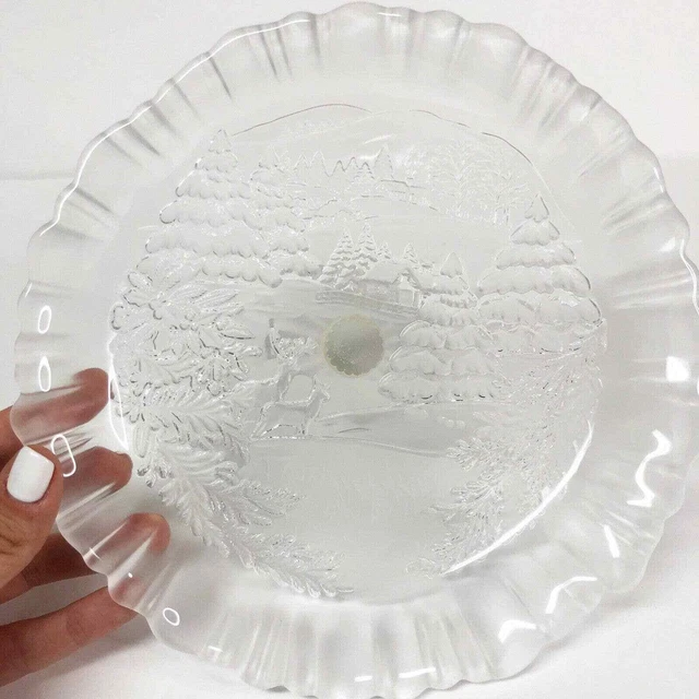 Mikasa Crystal Winter Dreams Bon Bon Plate Pedestal Stand Dish Holiday Christmas
