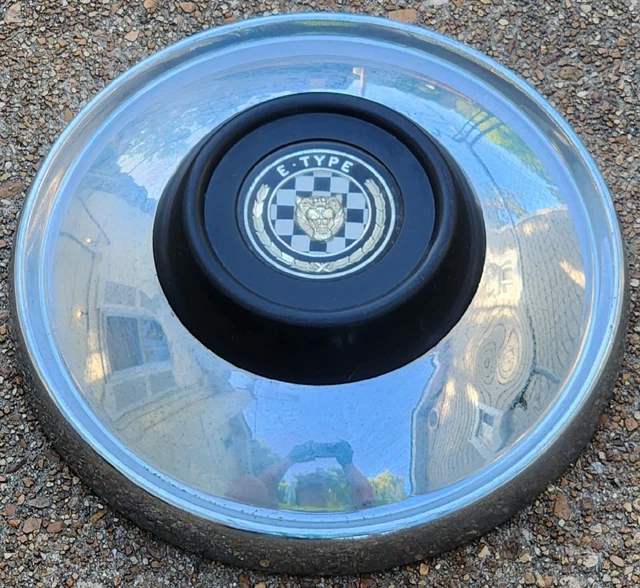 (1) Vintage OEM  70's Jaguar E-Type Series II III Chrome Hub Cap Dog Dish Hubcap