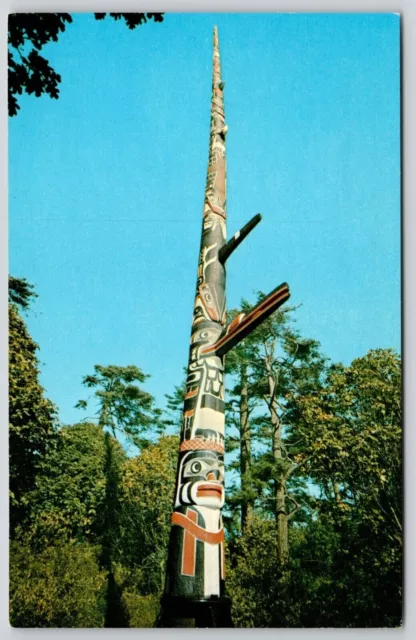 WORLDS TALLEST TOTEM Pole Beacon Hill Park Victoria British Columbia ...