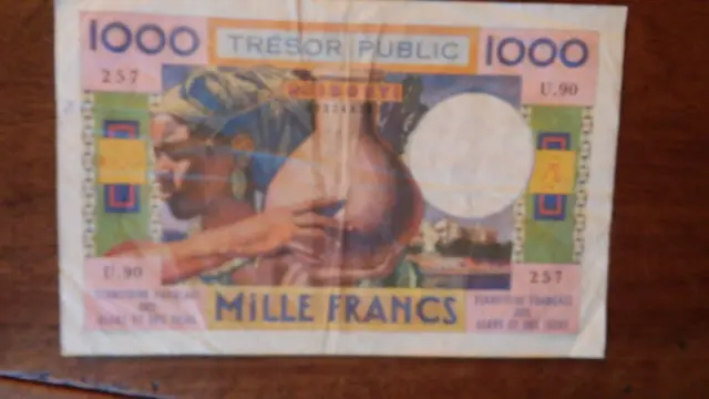 Billet 1000 Francs Tresor Public Territoire Francais Des Afars Et Issas Djibouti