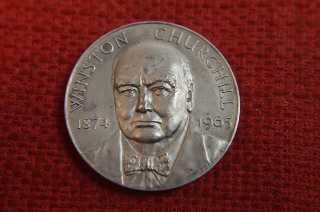 Winston Churchill 1874-1965 High Relief .999 Silver Medal Rare