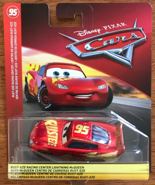 DISNEY PIXAR CARS 3 RUST-EZE RACING CENTER LIGHTNING MCQUEEN, BRAND NEW,  LOOSE