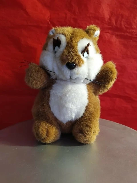 peluche/doudou en forme d'écureuil, très bon état, 20*13*16cm