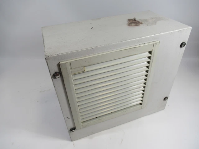 Pfannenberg 1340110055 Side Mount Cooling Unit *Rust/Damage to Label * ! WOW !
