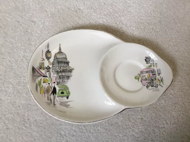 Alfred Meakin Tennis Set Plate Only in the London Town design St Pauls & Bus