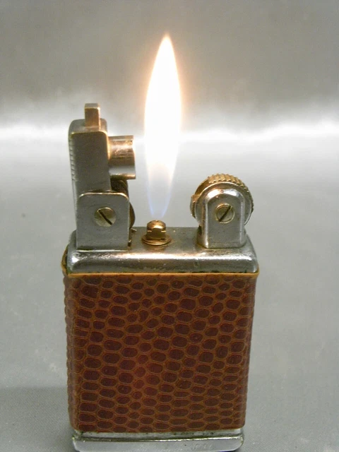 Briquet à Gaz Vintage Collection Corée - Métal - Lire Annonce