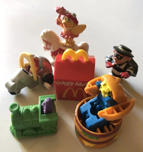 Lot de jouets Happy Meal McDonald’s vintage années 80/90 transformers figurines