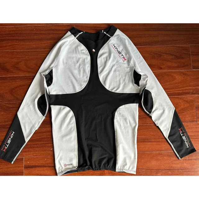 Kinetik Compression Gear size: Medium