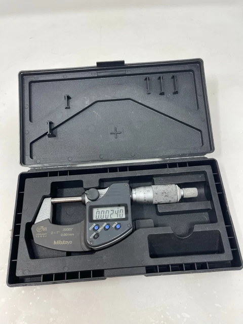 Mitutoyo Digital Micrometer 0-1"Model 293-340 IP65 Coolant Proof Caliper w/ Case