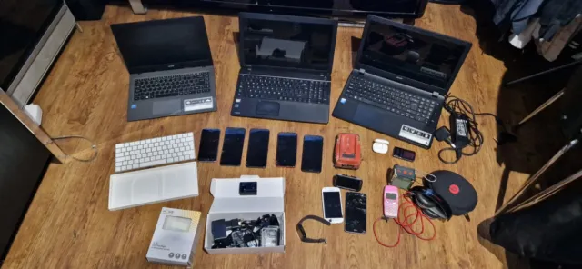 Job lot Electronics spares Or Repair. Mixed .phones .laptops .Read Description.