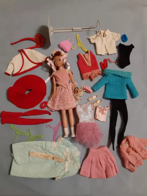 Vintage 1963 Mattel Straight Leg Skipper Doll With Outfits