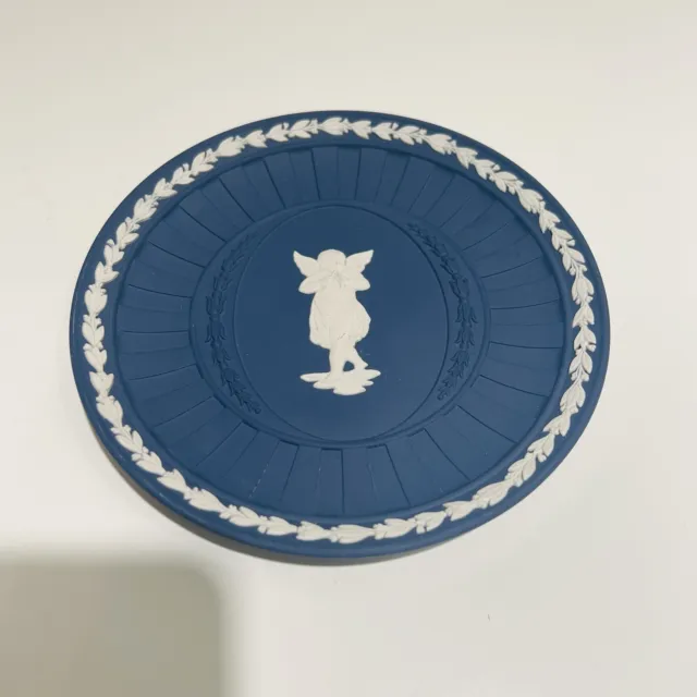 Wedgwood Plate Portland Dark Blue Jasperware Pallas Design 6.75" Collectible
