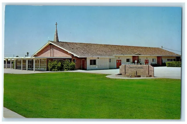 c1960 Exterior View United Church Sun City Arizona AZ Vintage Unposted Postcard