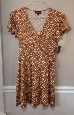 Fortune & Ivy Woman's M Faux Wrap Dress Flutter Sleeves NWT