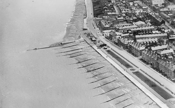 The Clock Tower, Herne Bay, 1920 England OLD PHOTO