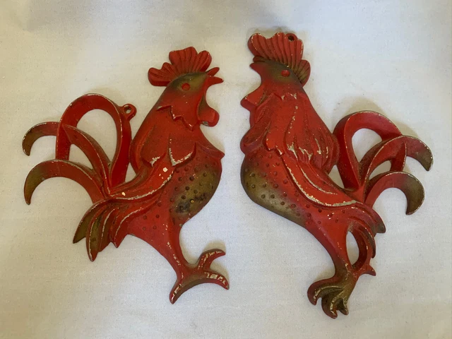 Vtg Pair Cast Iron/Metal Rustic Farm Red Rooster Chicken Wall Plaque Hanging G31