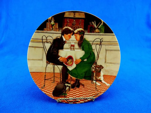 Knowles Collector Plate "Valentine's Day" Don Spaulding Americana Holidays, 1981