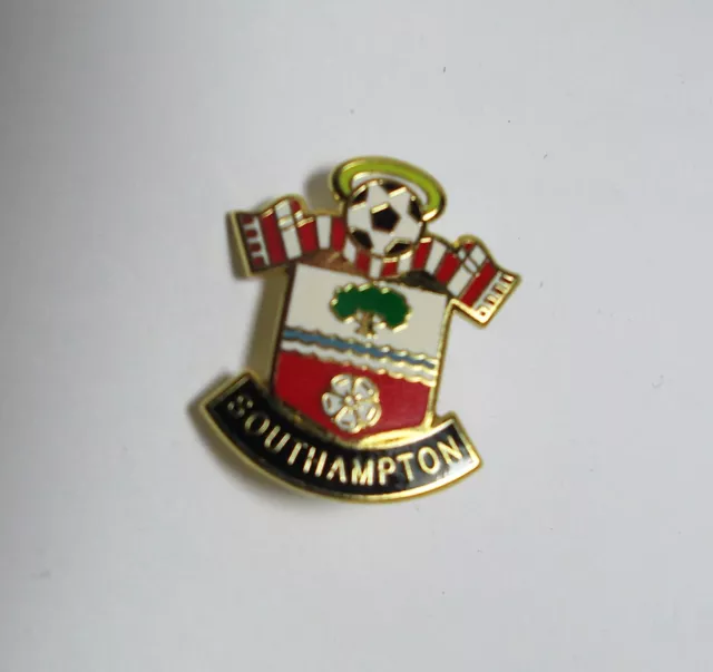 Southampton Fc  - Enamel Crest Badge.