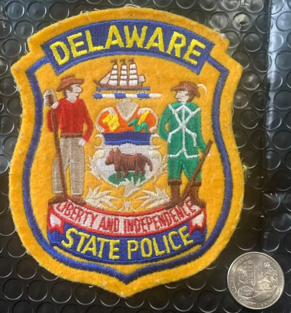 Vintage Obsolete Police Patch Delaware State Police 