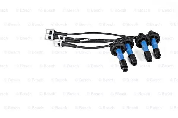 BOSCH Ignition Leads Cables SET Fits RENAULT VOLVO S40 V40 1.6-2.0L 1995-2004