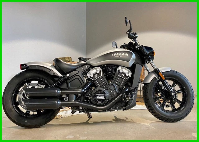 2018 Indian Scout Bobber Star Silver Smoke